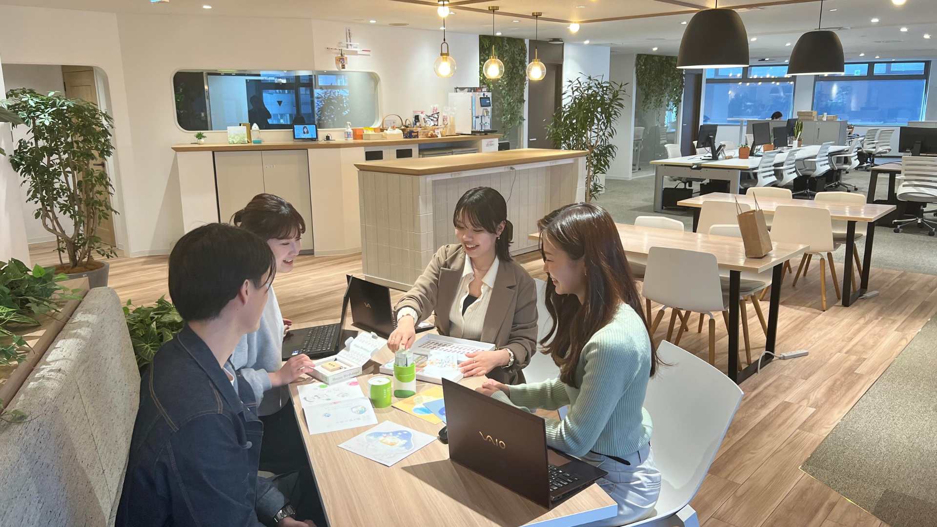 【SNS好き必見！】"ていねい"を最重視するECサイトの運営企業で、インフルエンサーマーケティングに携わる長期インターン！